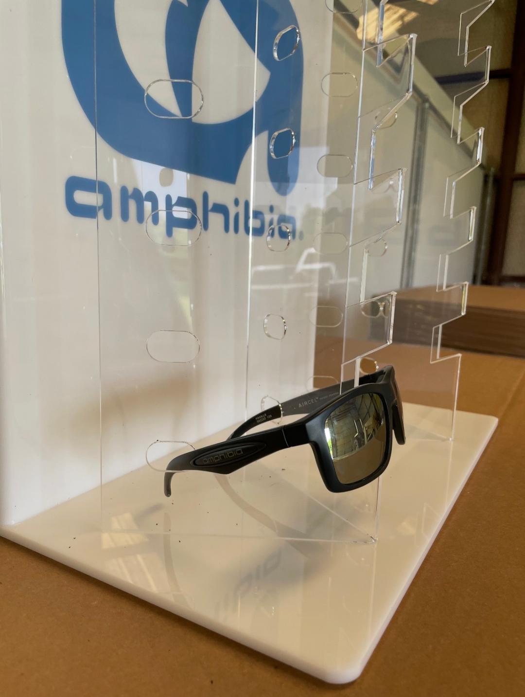 Amphibia Display - Counter Top 16 pair
